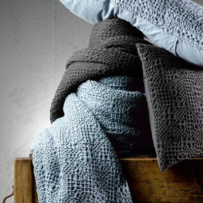 Cotton Tana Stonewashed Stretched Throw - Prusse teal