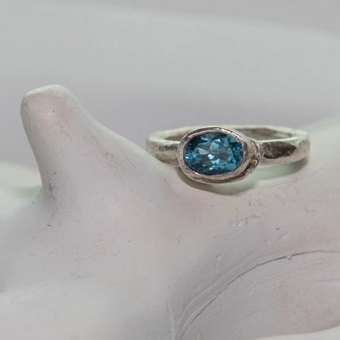 Emily Nixon Oval Solitaire Ring Silver & semi precious stone